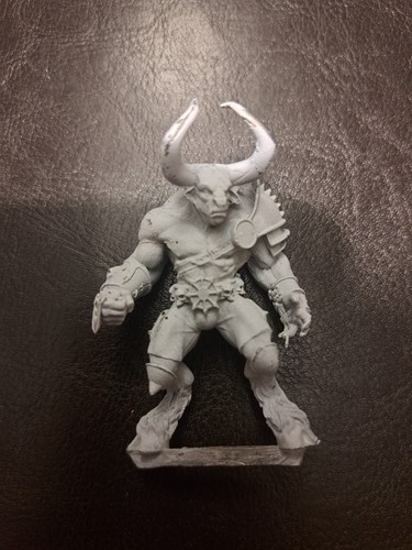 Blood bowl chaos minotaur - chaos,