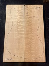 QUILTED OREGON MAPLE