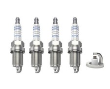 Vauxhall Spark Plugs x 4 Bosch