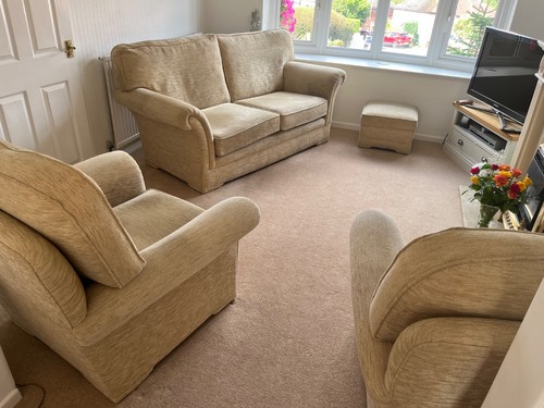 Piece suite with pouffe - suite, used