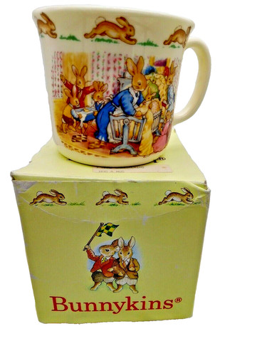 Vintage royal doulton - royal,