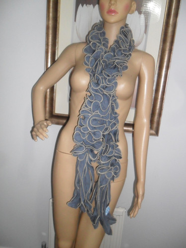 Powder long ruffle - long,