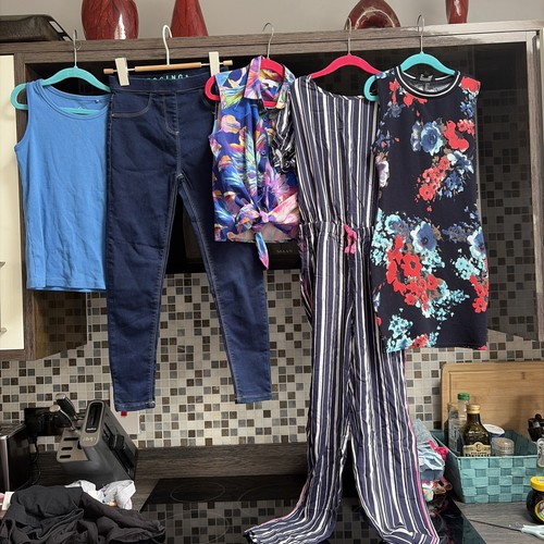 Girls clothes bundle - clothes, age