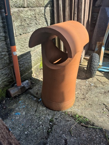 Chimney pot with - pot,