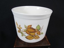 Lovely  Vintage Kingston Pottery Plant Pot Holder , Jardinière