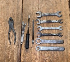 VINTAGE HONDA MOTORCYCLE TOOLKIT SCREWDRIVER PLIERS & SPANNERS CLASSIC OLD TOOLS