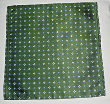 Heavyweight silk men's top pocket handkerchief Blue/white pattern on green   NEW