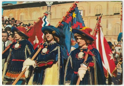 Siena the palio - -,