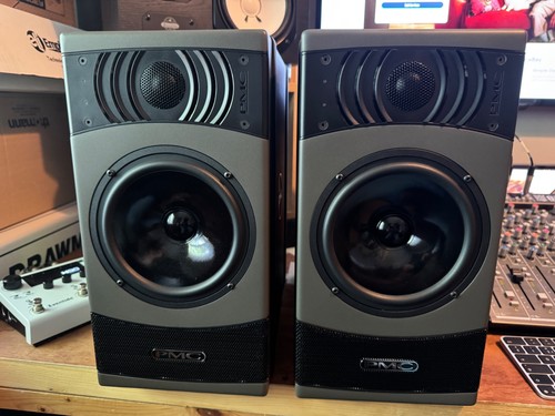 Pmc result6 studio monitors - pmc,