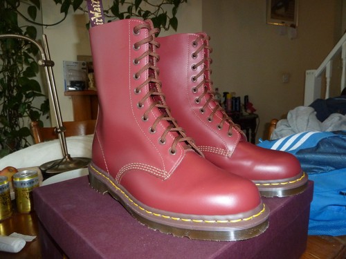 Martens 1490 made - dr.,