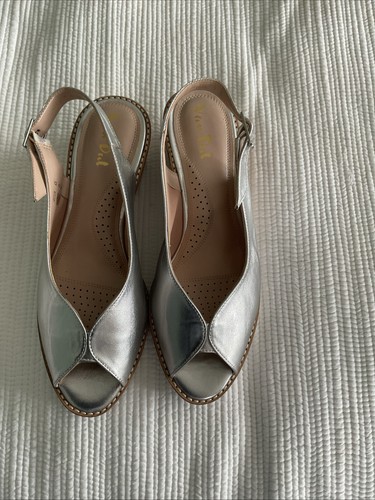 Van dal low - dal, wedge