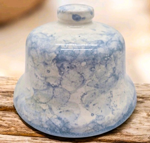 Vtg blue white ceramic - vtg, &
