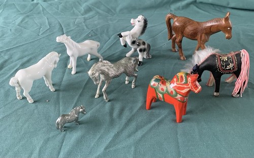 Horse figurine bundle dala - 8,