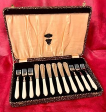 Vintage (1950s):  STC  Fish