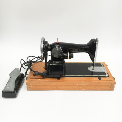 Harris vintage wooden base - vintage,
