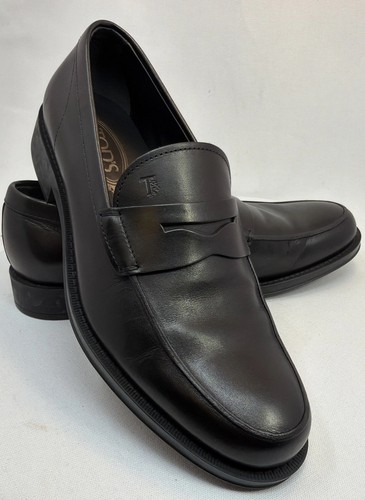 Tod black smooth calfskin - black,
