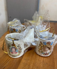 Vintage Queen Elizabeth II Golden Jubilee 2002 Commemorative Mugs (Gift wrapped)