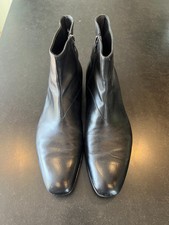Prada black zip - prada,