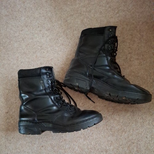 Black leather boots - leather,