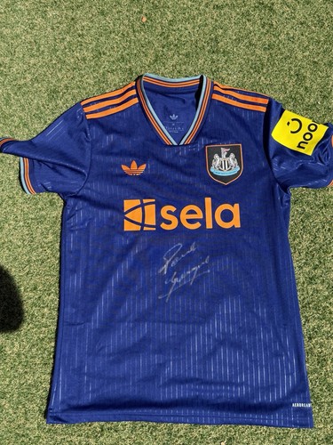 Paul gascoigne signed - gascoigne,