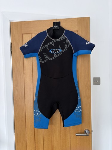 Twf kids medium wetsuit - twf,