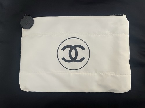 Chanel white storage bag - white,