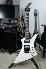 Jackson JS32 Kelly - Snow