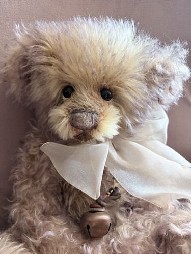 Charlie bear artio - bear,