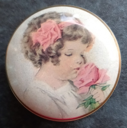 Vintage collectible girl - collectible,