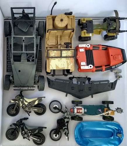 Scale military vehicles - 1/18,