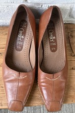Leather Shoes 5.5 Caprice