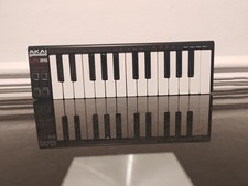 Akai Professional LPK25 USB MIDI Keyboard Controller – 25 Key Portable