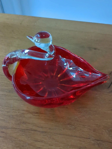 Vintage glass swan trinket
