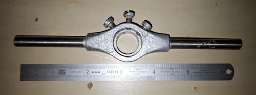 Circular die stock holder - stock,