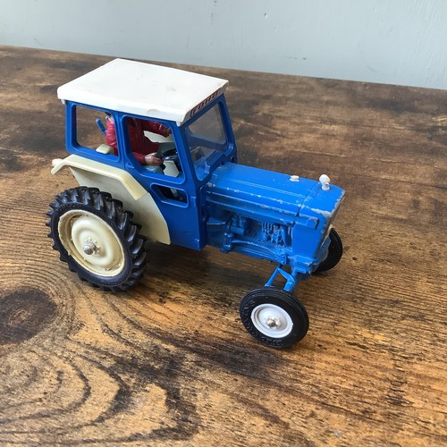 Britains farm ford tractor - farm,