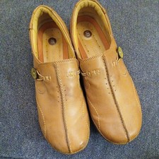 Clarks Un Loop Leather Loafers