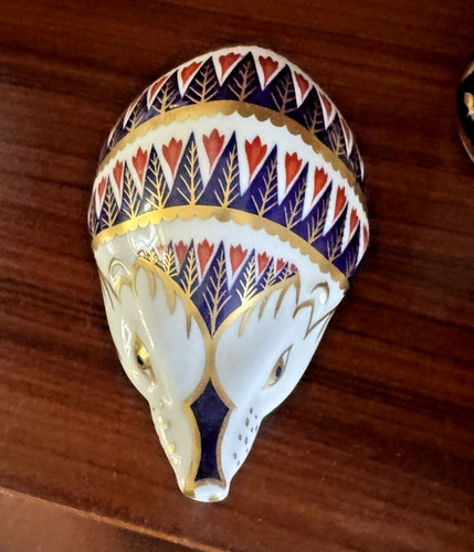 Royal crown derby - crown,