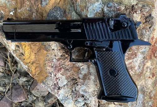Black desert eagle resin - ,