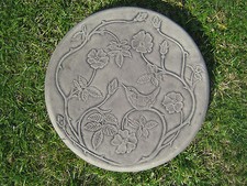 Wren Stepping Stone Garden