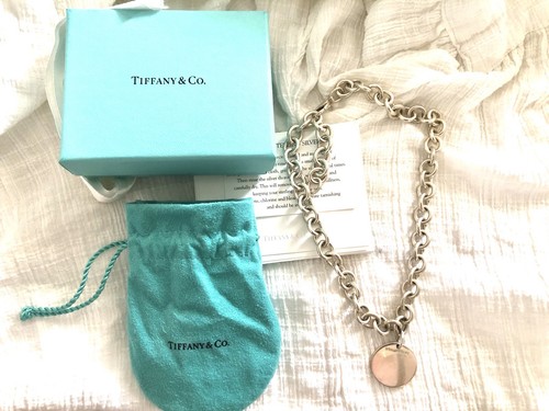 Tiffany return to - return,