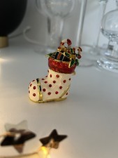 Red cream polka dot gift