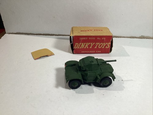 Dinky 670 armoured - 670, tank