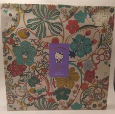 Hello Kitty Liberty Cake Stand