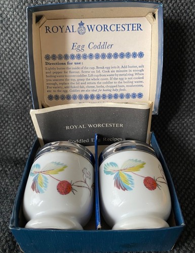 Royal worcester strawberry - worcester, "strawberry