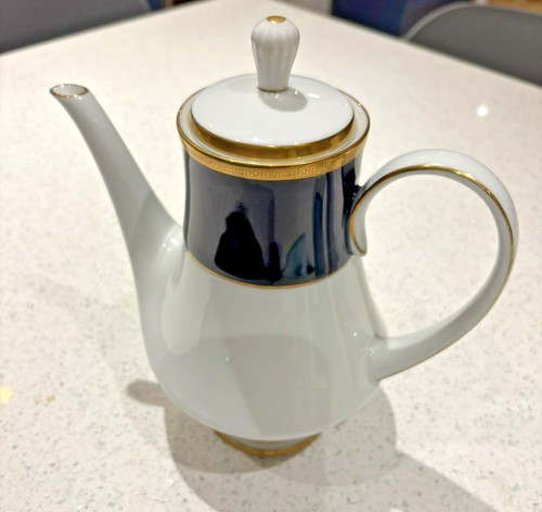 Legacy noritake porcelain - by,