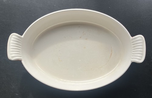 Vintage creuset cast iron - cast,