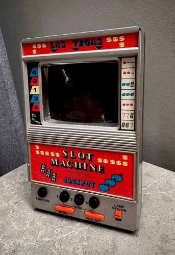 Vintage toy slot machine - machine, las