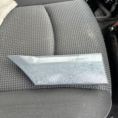 Mercedes vito body moulding - body,