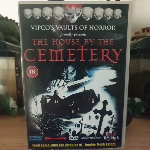 The house cemetery - cemetery,