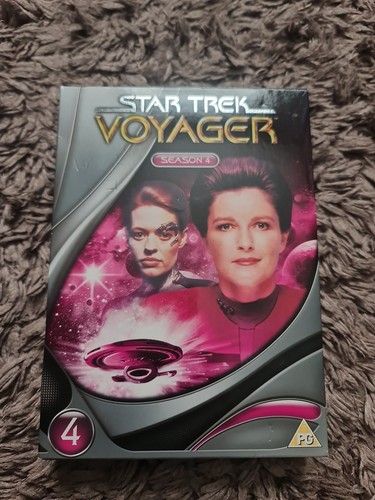 Star trek voyager season - star, 4
